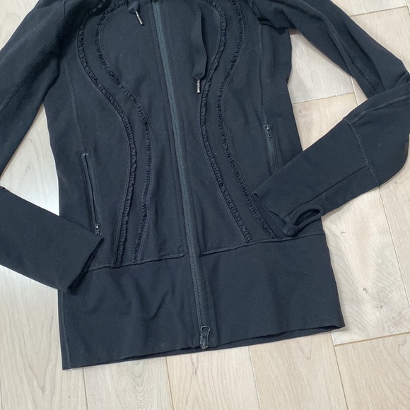 Lululemon soft stretch define hooded ruffle trim jacket 2 - Picture 10 of 13